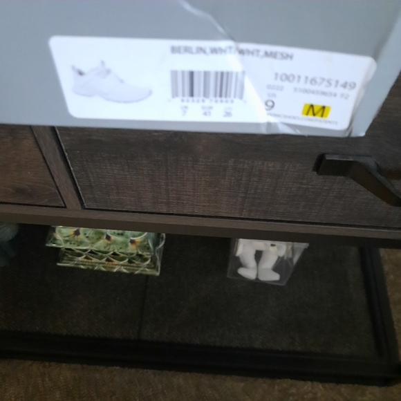 Vionic athletic - Picture 4 of 4